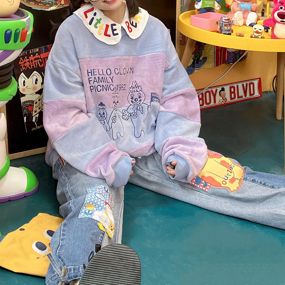 Cartoon Patch Loose Denim Pants